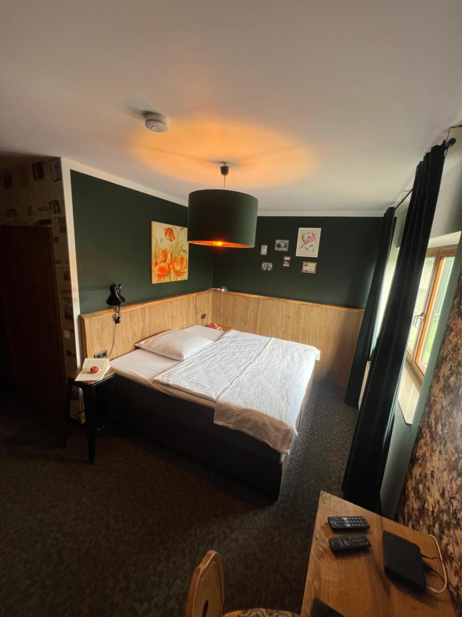 בילפלד Hotel Kraus מראה חיצוני תמונה