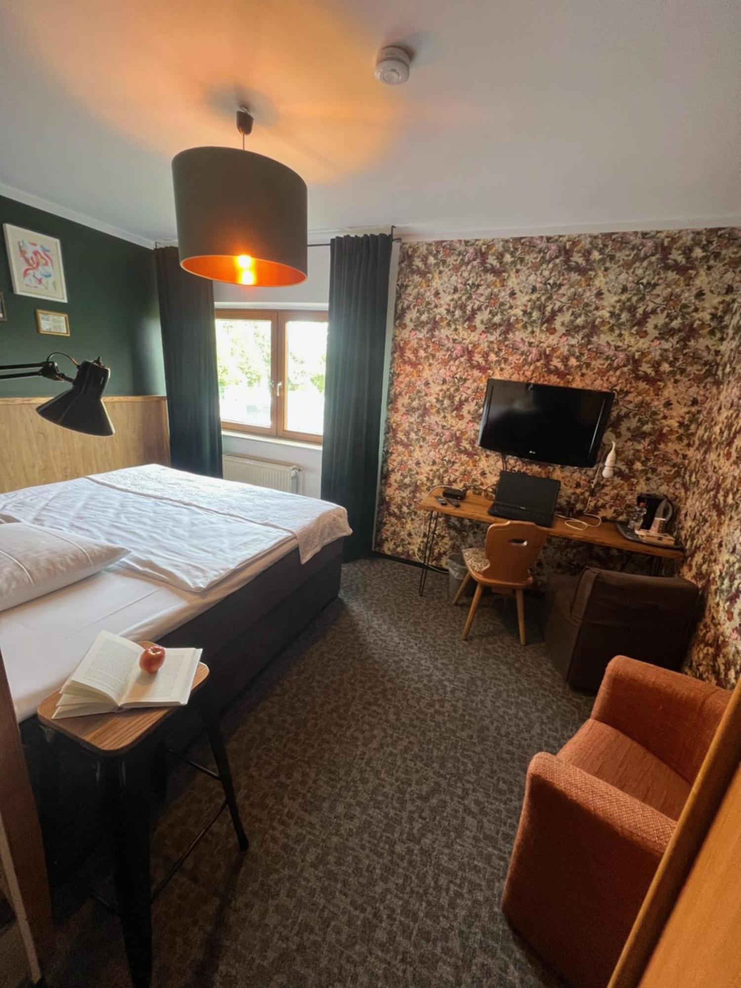 בילפלד Hotel Kraus מראה חיצוני תמונה