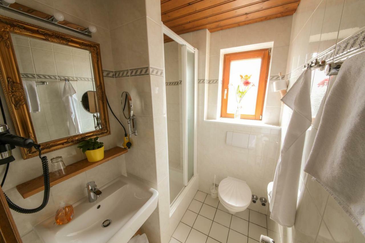 בילפלד Hotel Kraus מראה חיצוני תמונה
