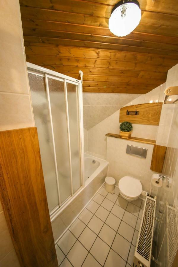 בילפלד Hotel Kraus מראה חיצוני תמונה